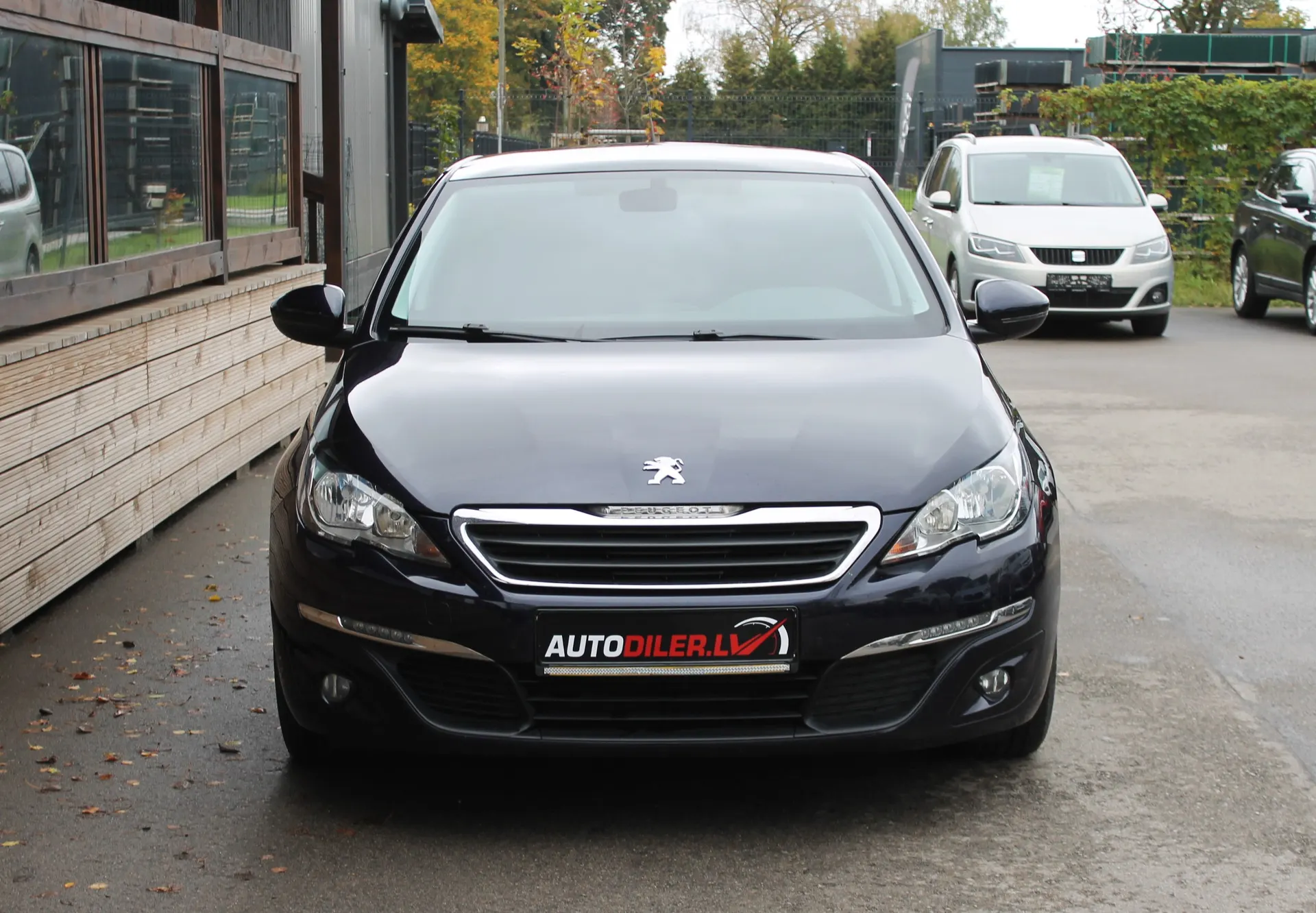 Peugeot 308 2015 - 2. attēls