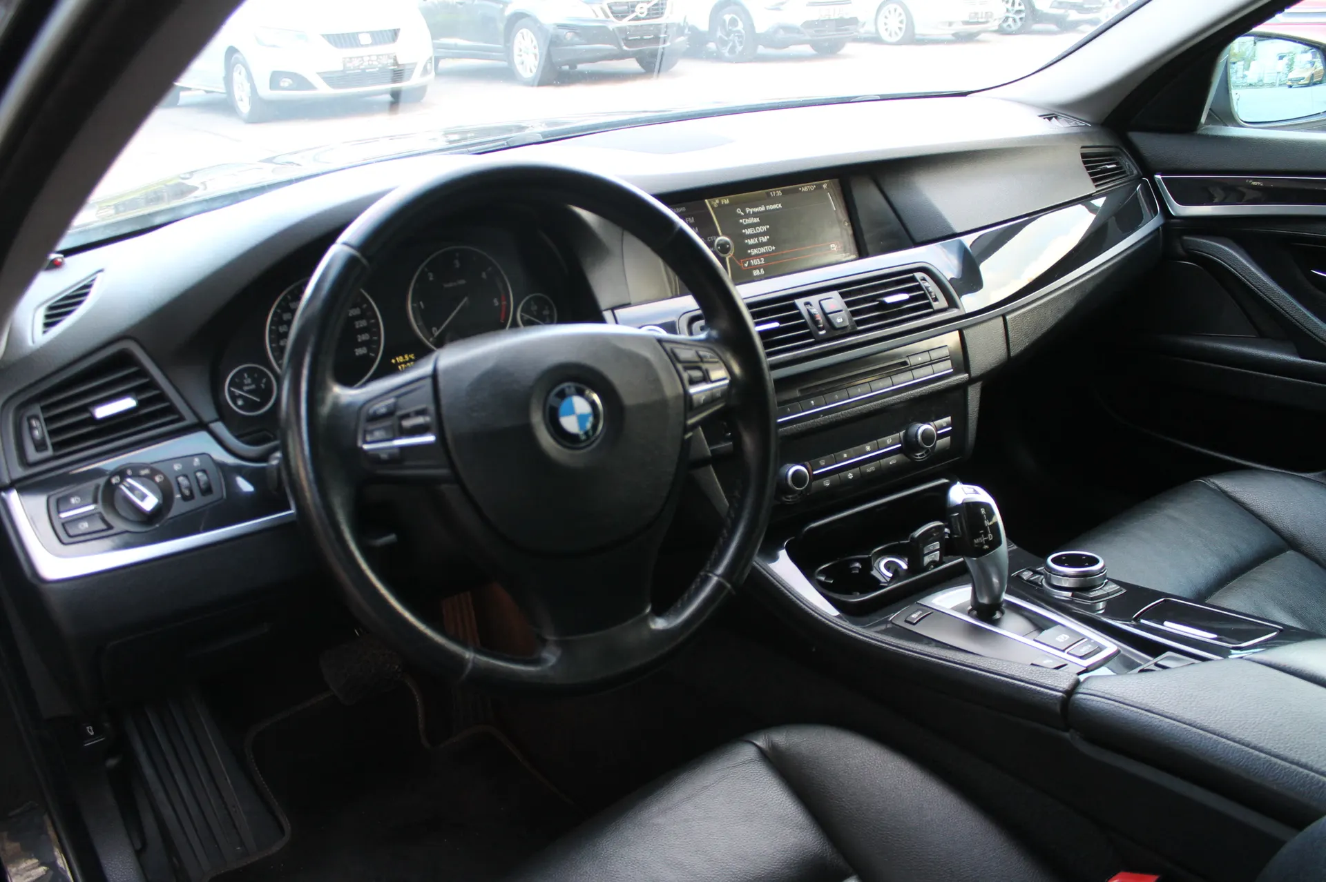 BMW 520 2010 - 16. attēls