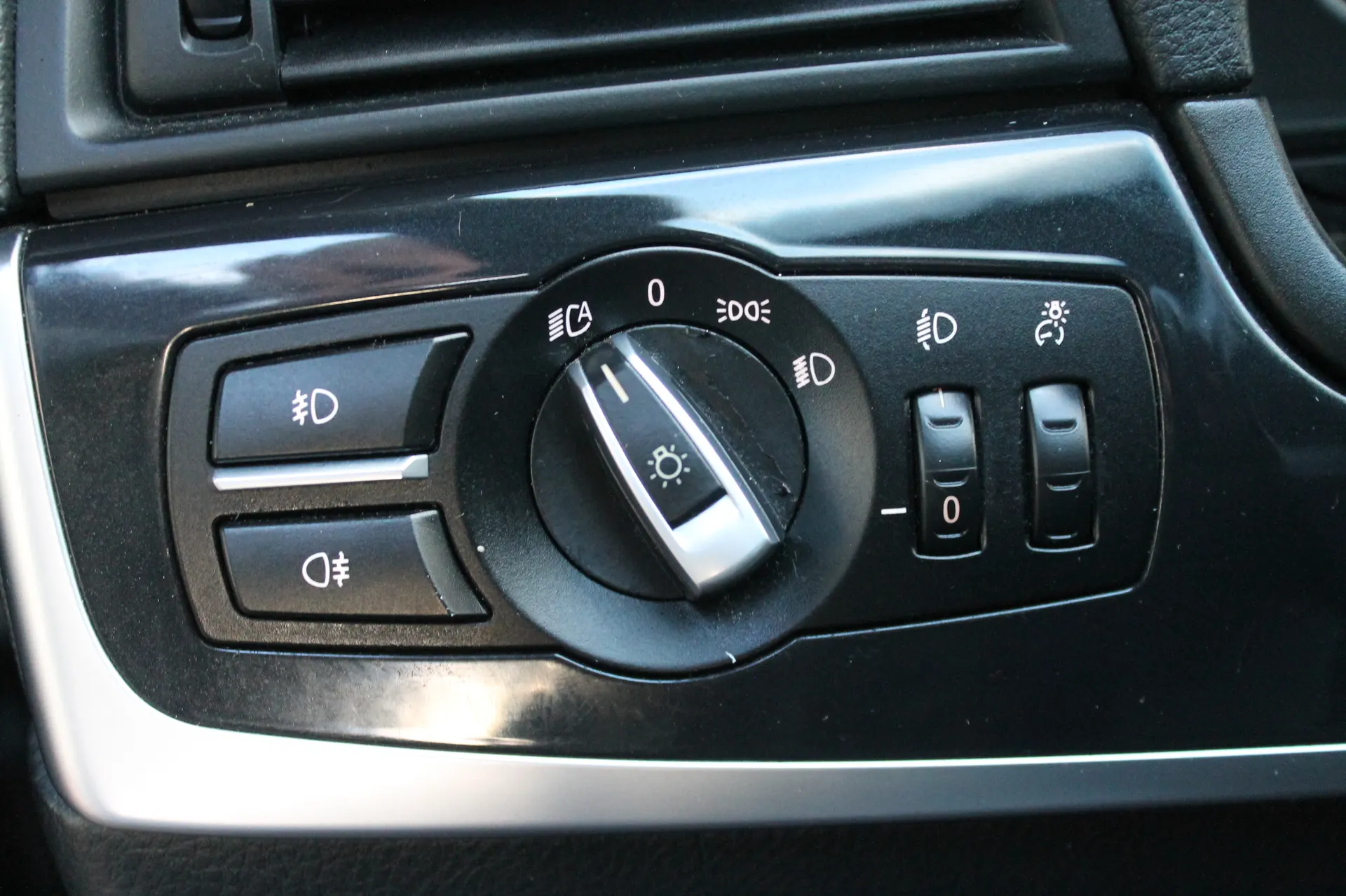BMW 520 2010 - 18. attēls