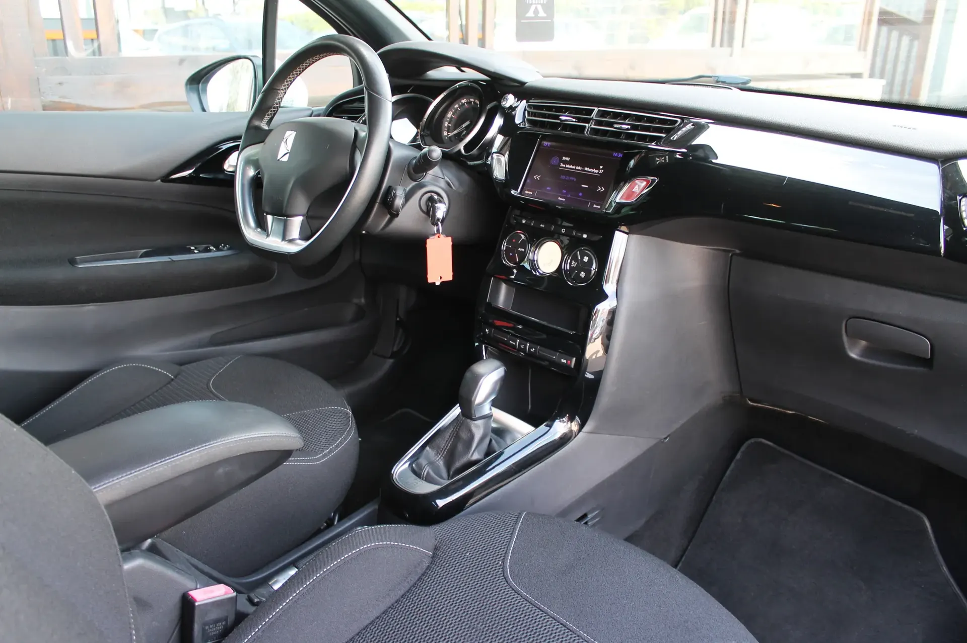 Citroen DS 2017 - 7. attēls