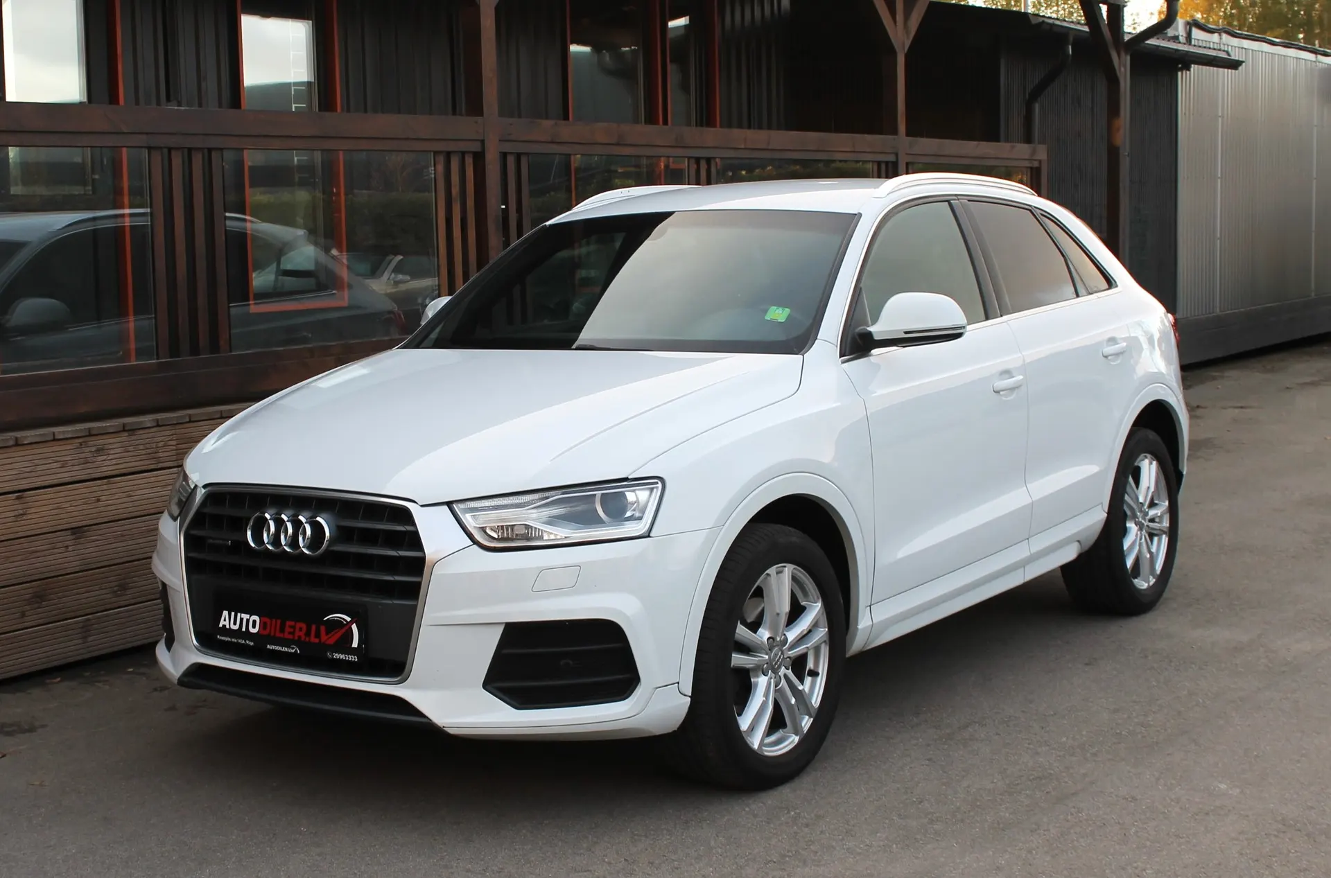 Audi Q3 2015 - 3. attēls