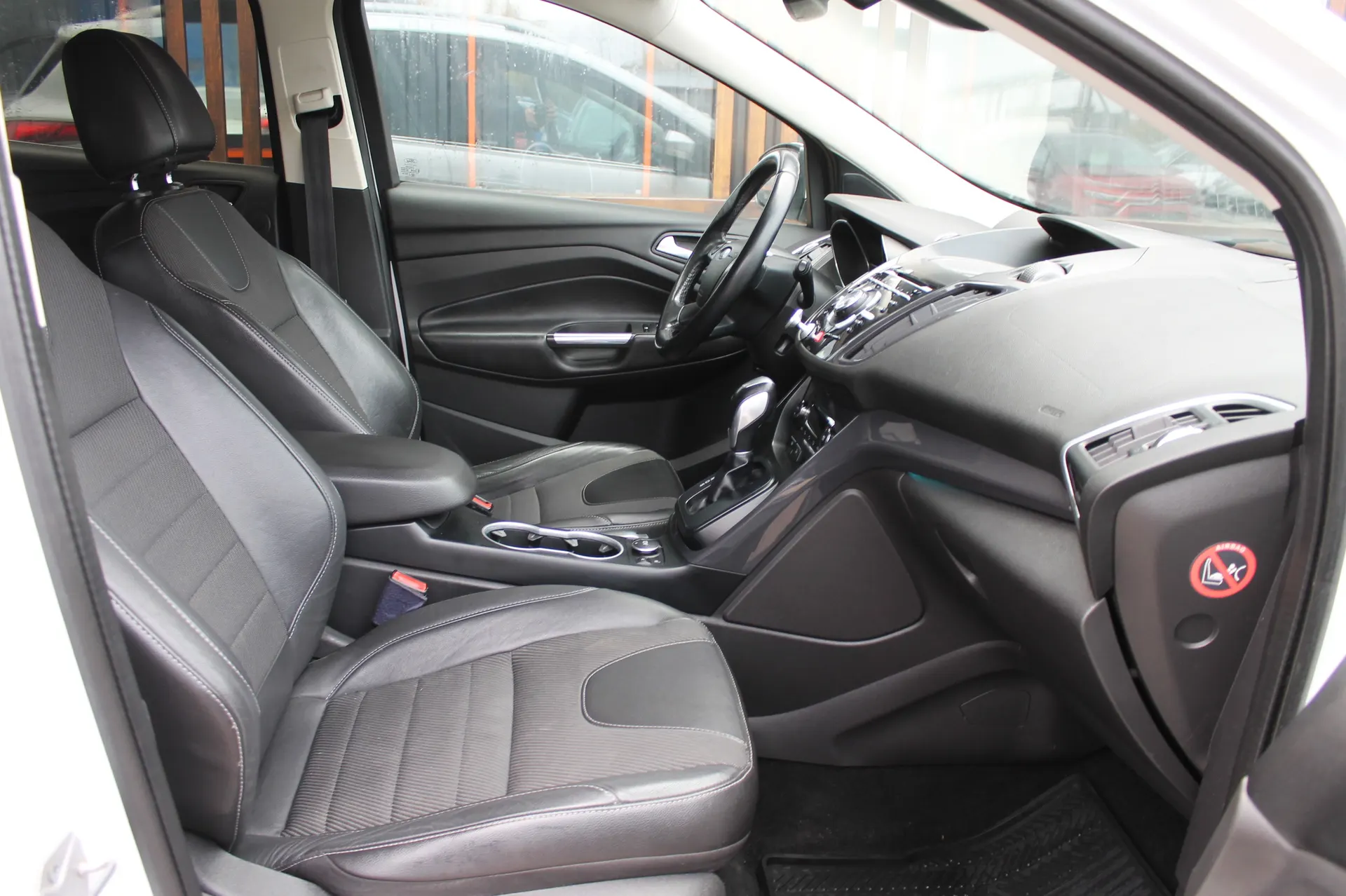 Ford Kuga 2014 - 6. attēls