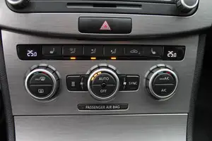Volkswagen Passat (B7) 2014 - sīktēls 17