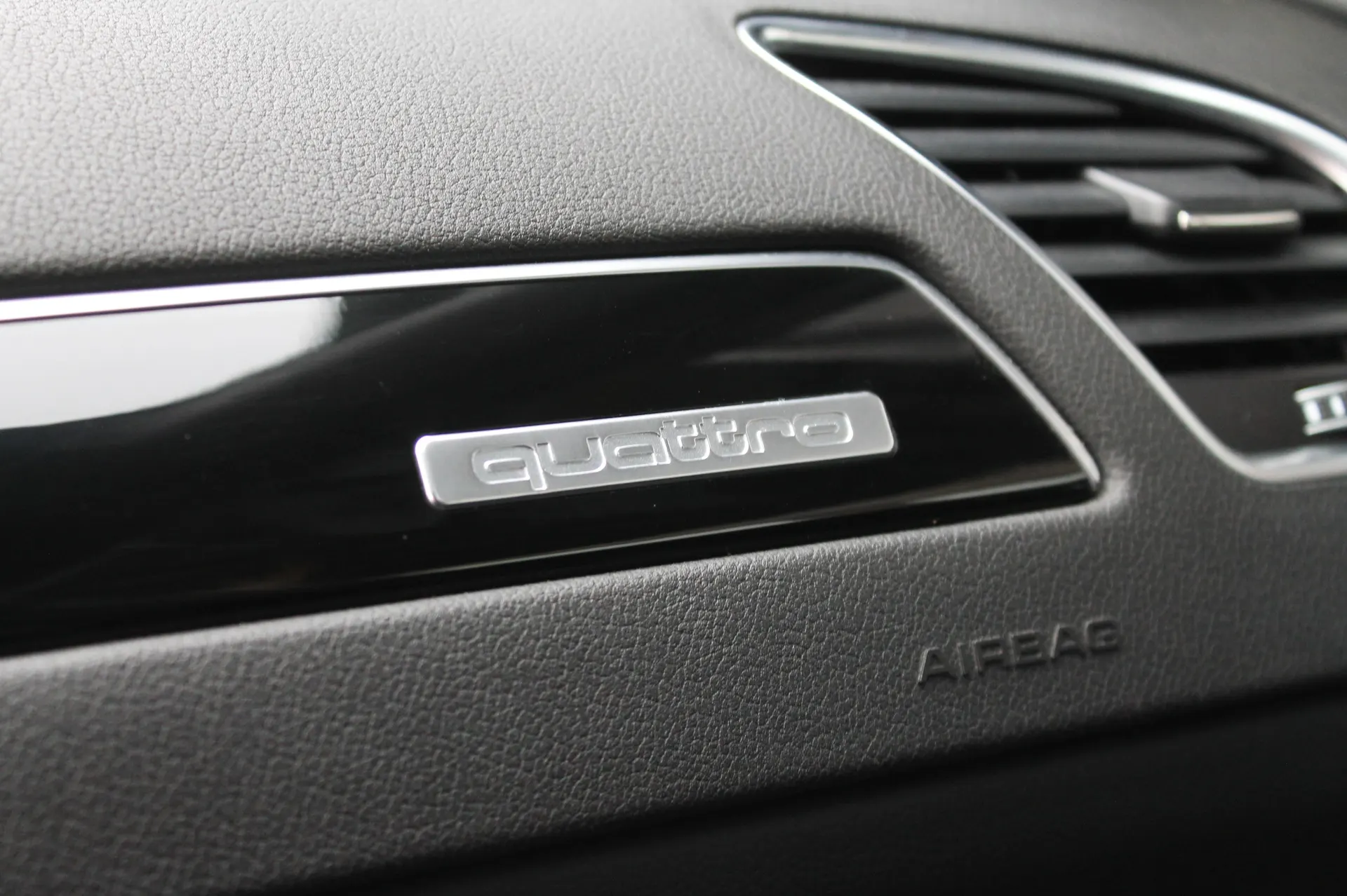 Audi A4 2013 - 8. attēls