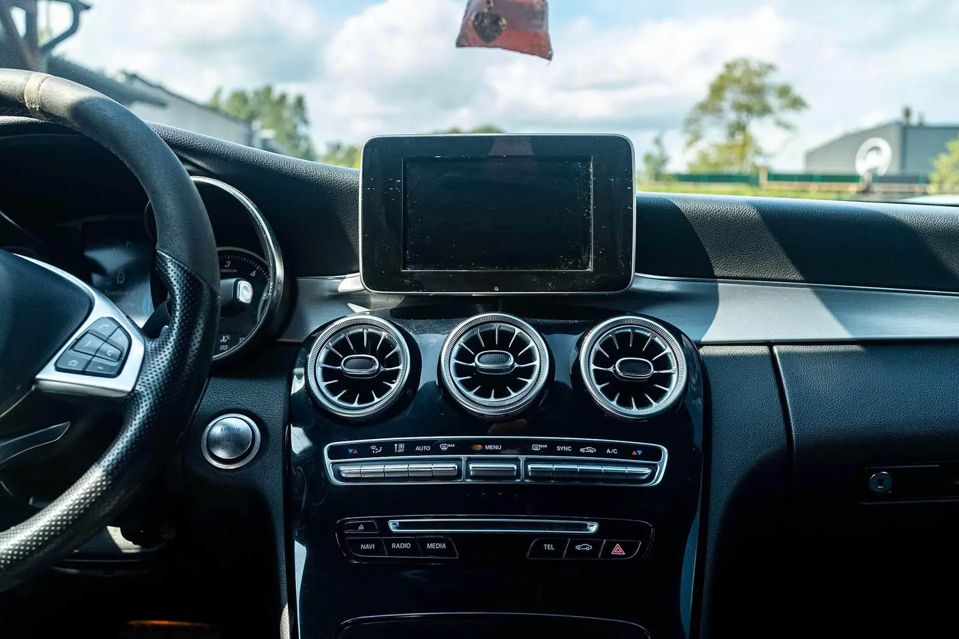 Mercedes C200 2016 - 9. attēls