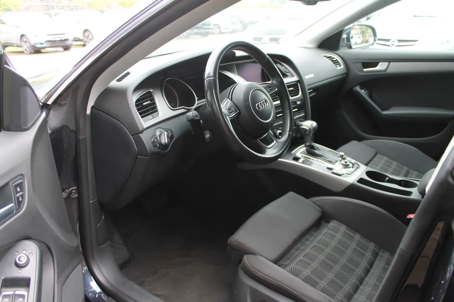 Audi A5 2013 - 10. attēls