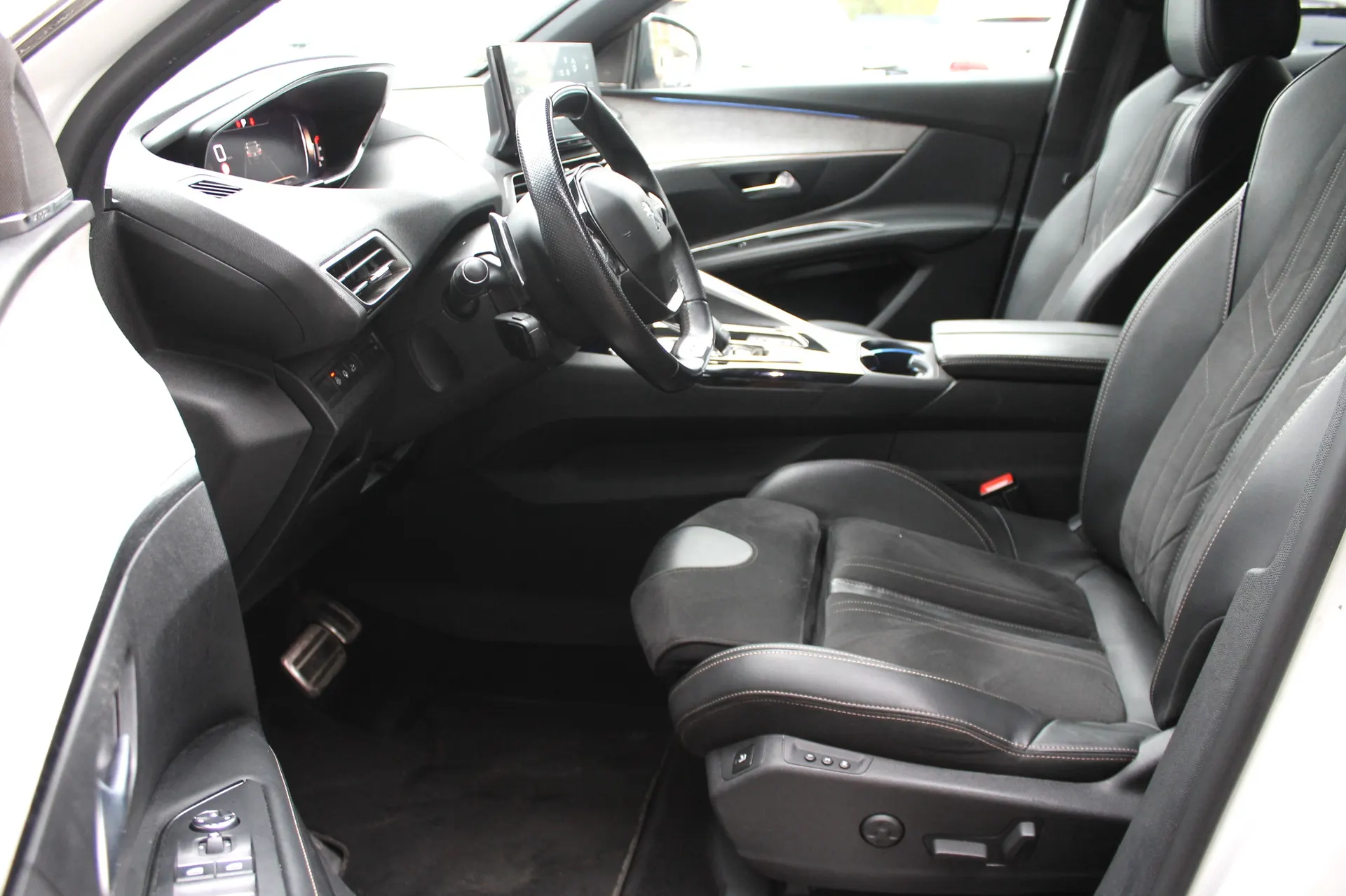 Peugeot 3008 2021 - 17. attēls