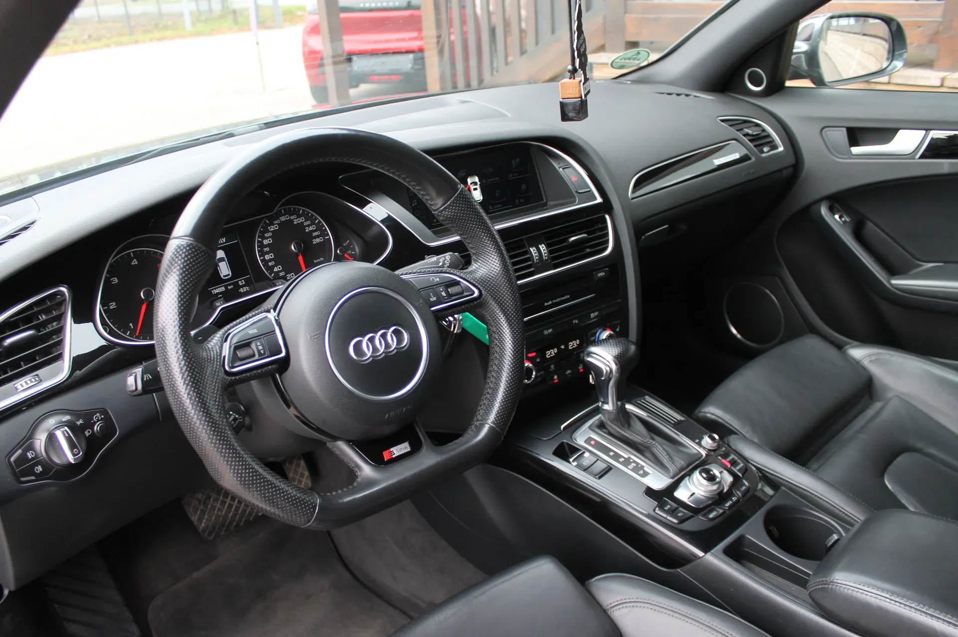 Audi A4 2013 - 15. attēls