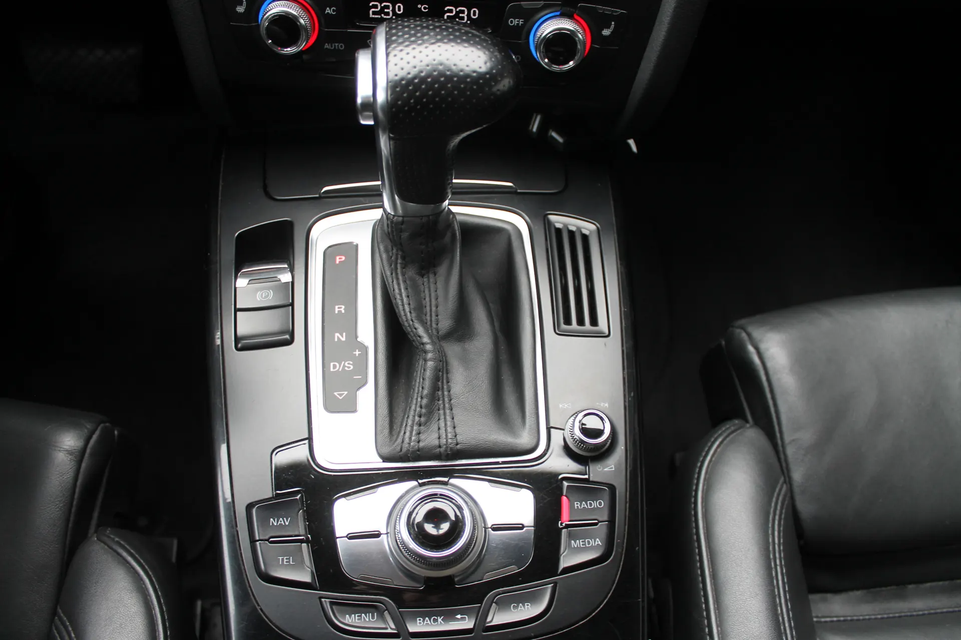 Audi A4 2013 - 12. attēls