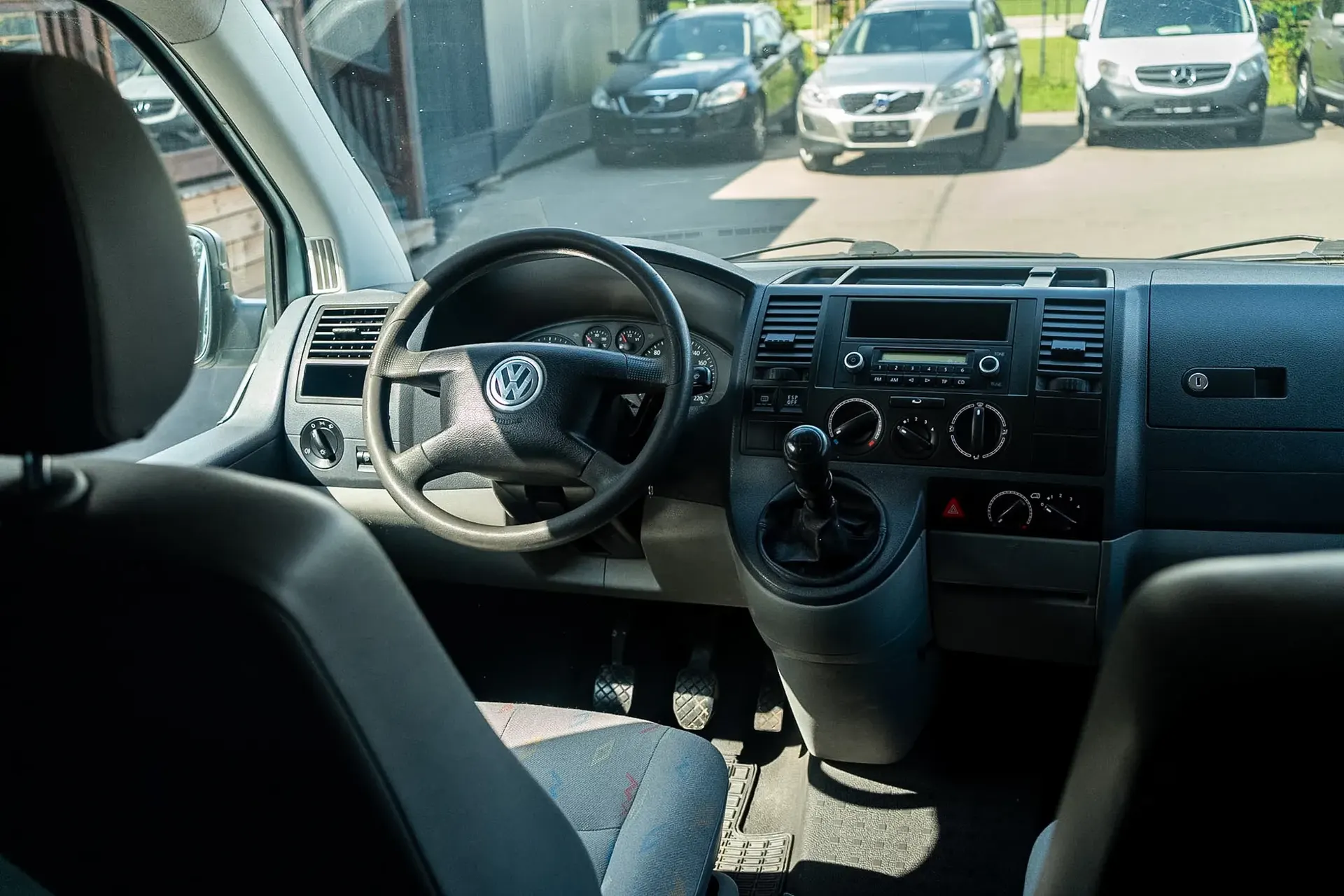 Volkswagen Caravelle 2006 - 6. attēls