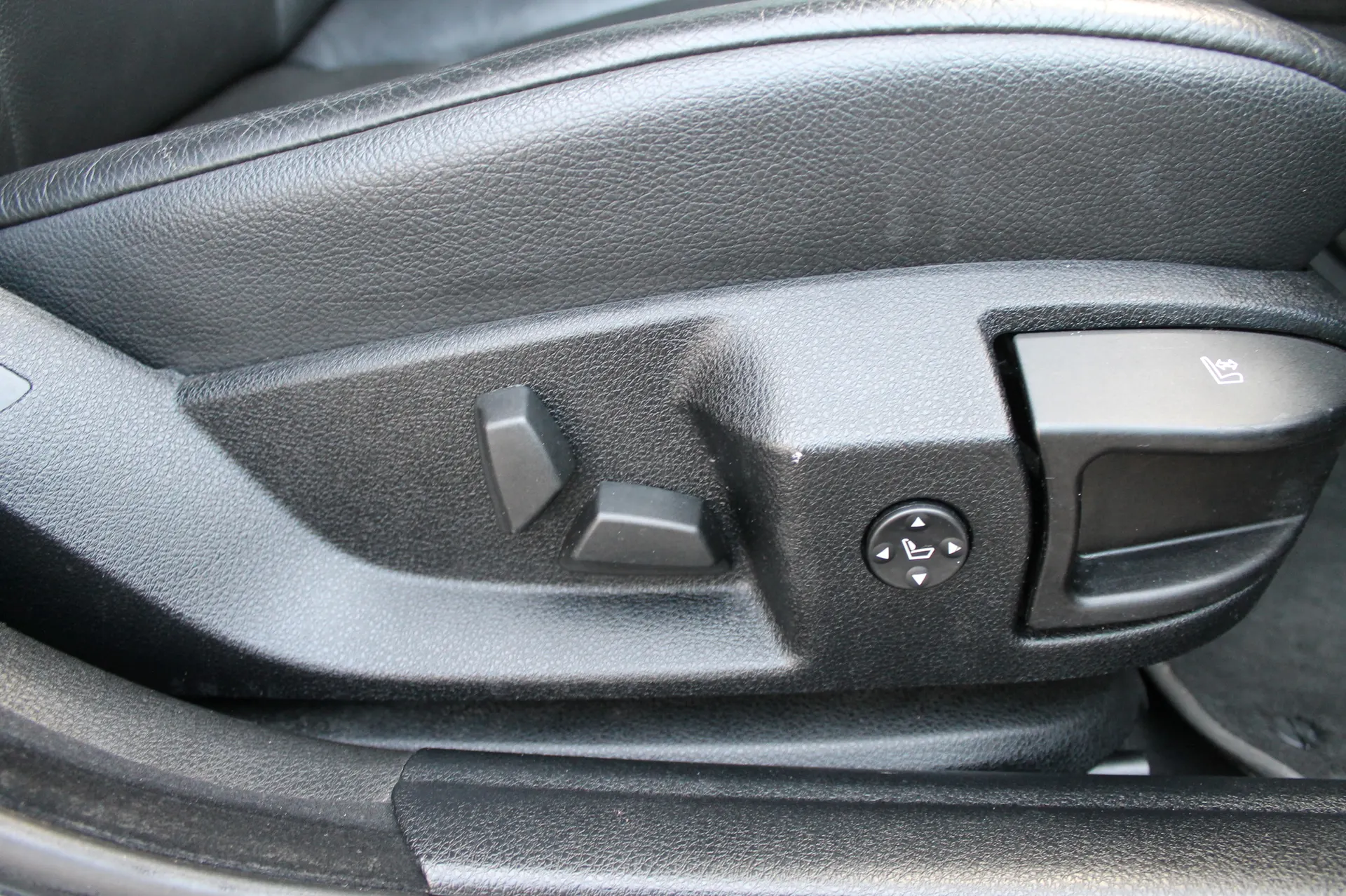 BMW 520 2010 - 9. attēls