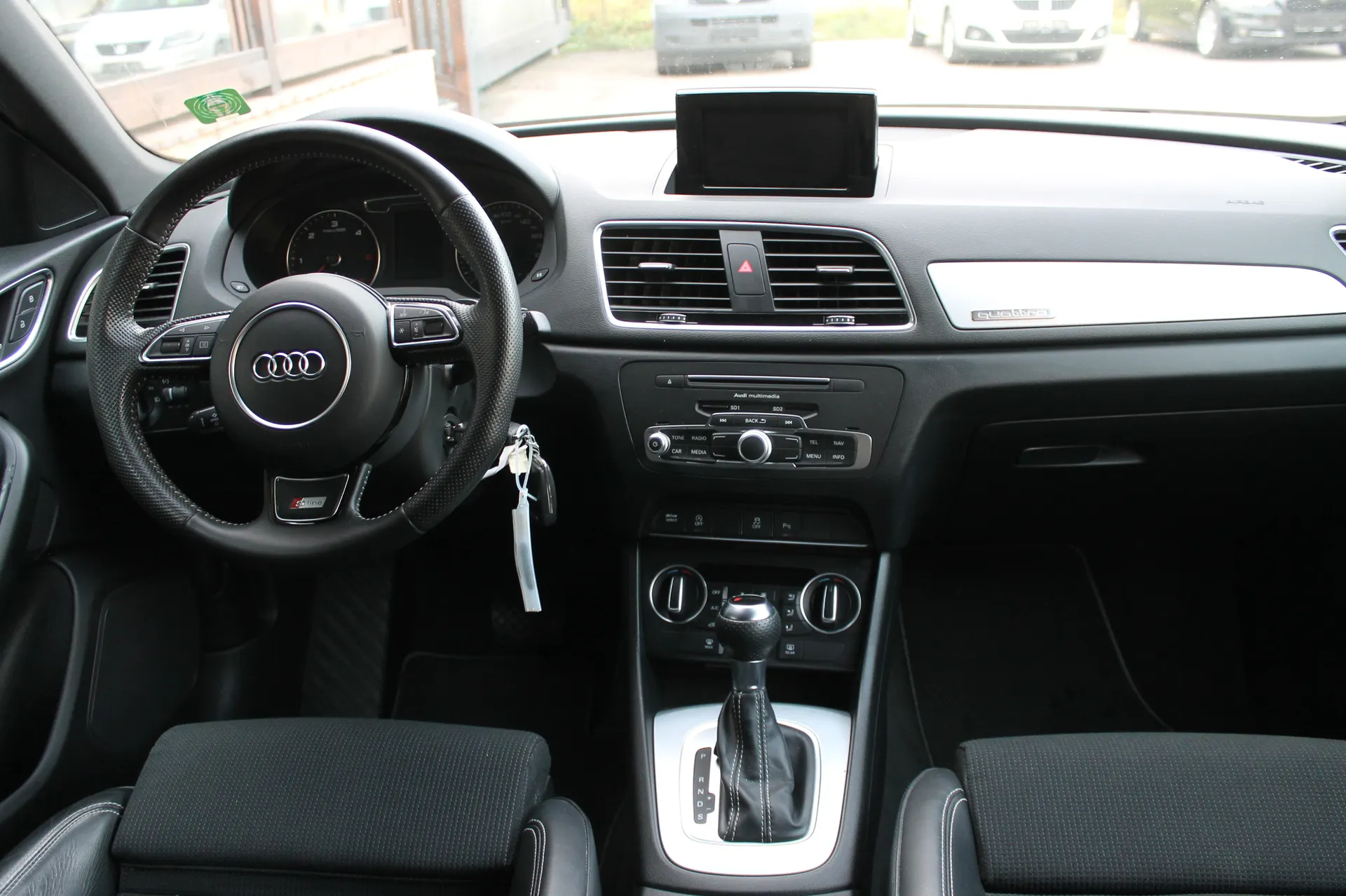 Audi Q3 2015 - 11. attēls